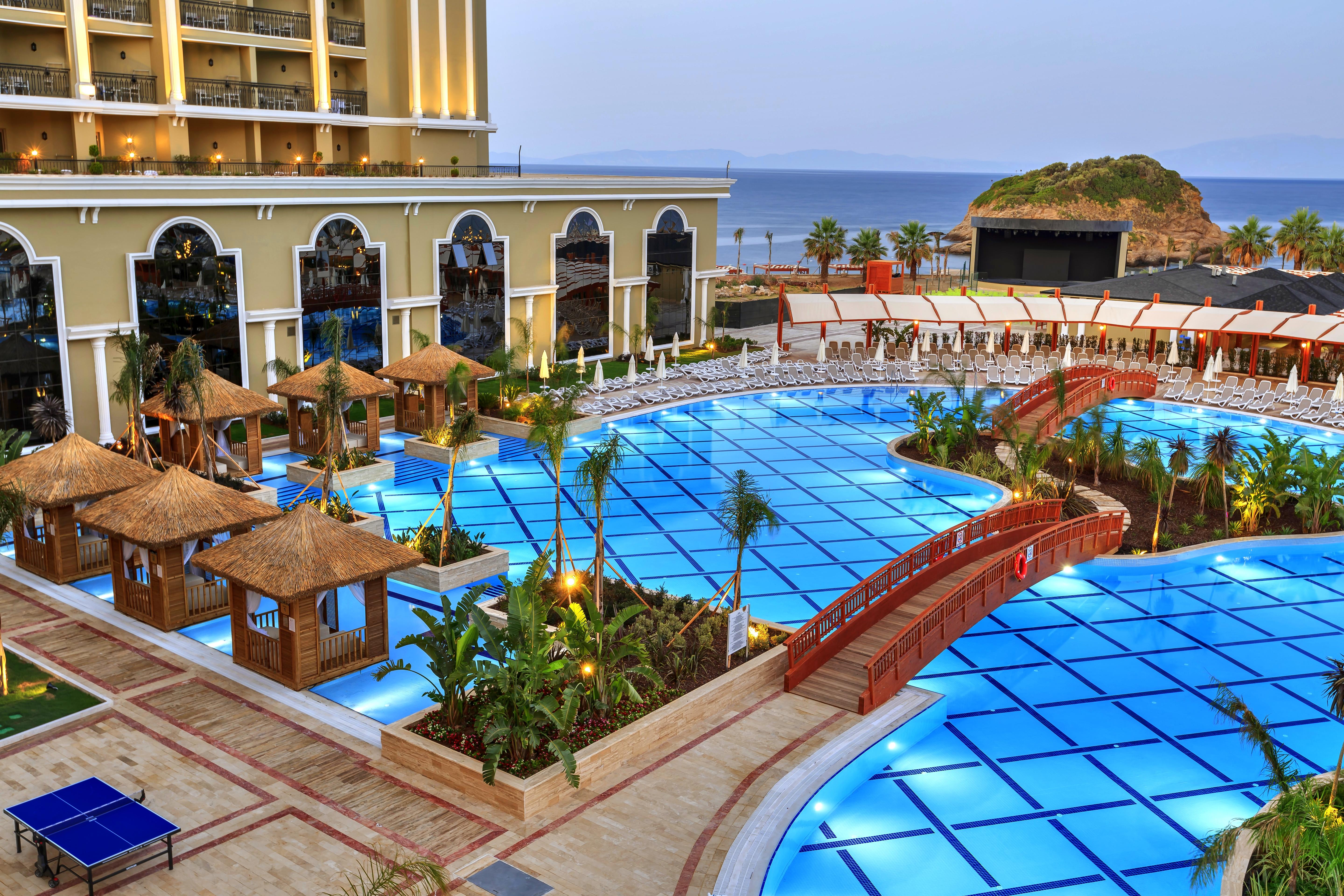 Sunis Efes Royal Palace Resort & Spa Оздере Экстерьер фото